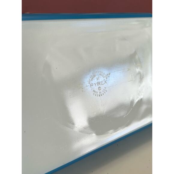 Vintage Blue Pyrex Snowflake Garlnd 933 Lasagna rectangle dish - Picture 8 of 11